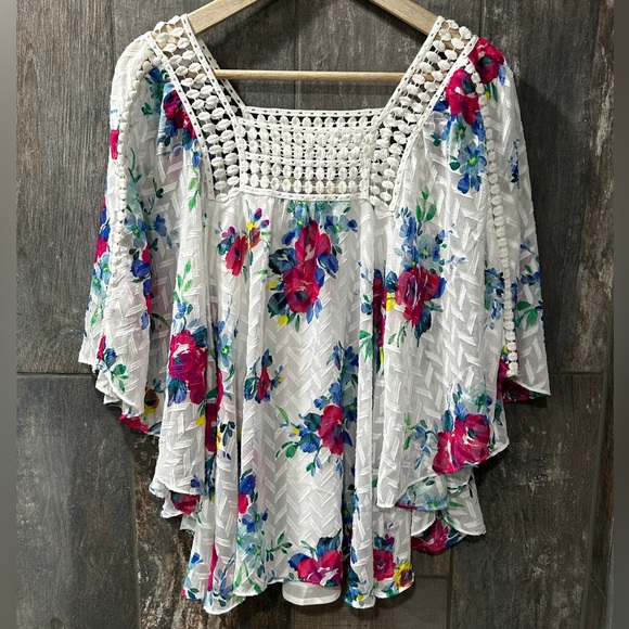 Meadow Rue Tops - XS - Meadow Rue White Sheer Blue & Pink Floral Flowy Batwing Blouse